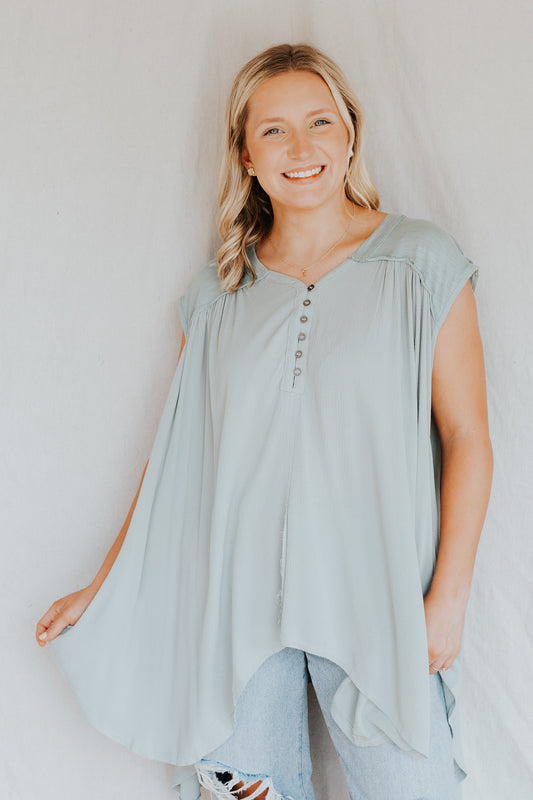 Button Front Top | Dusty Mint